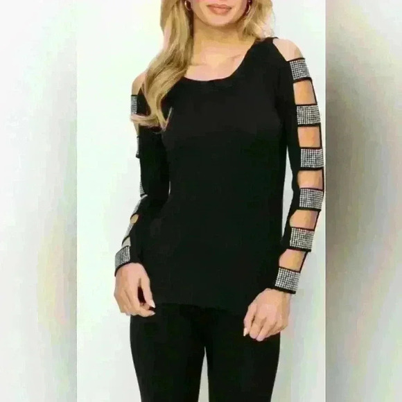 NWT Black Rhinestone Cut Out Sleeve Top -Medium - Picture 1 of 5